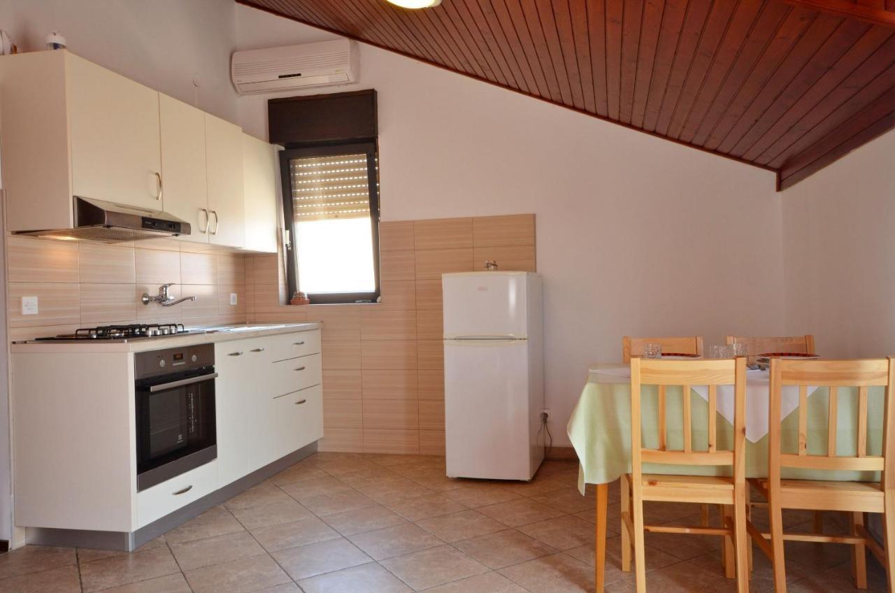 Apartment And Rooms Mrkovic Vodice Zewnętrze zdjęcie