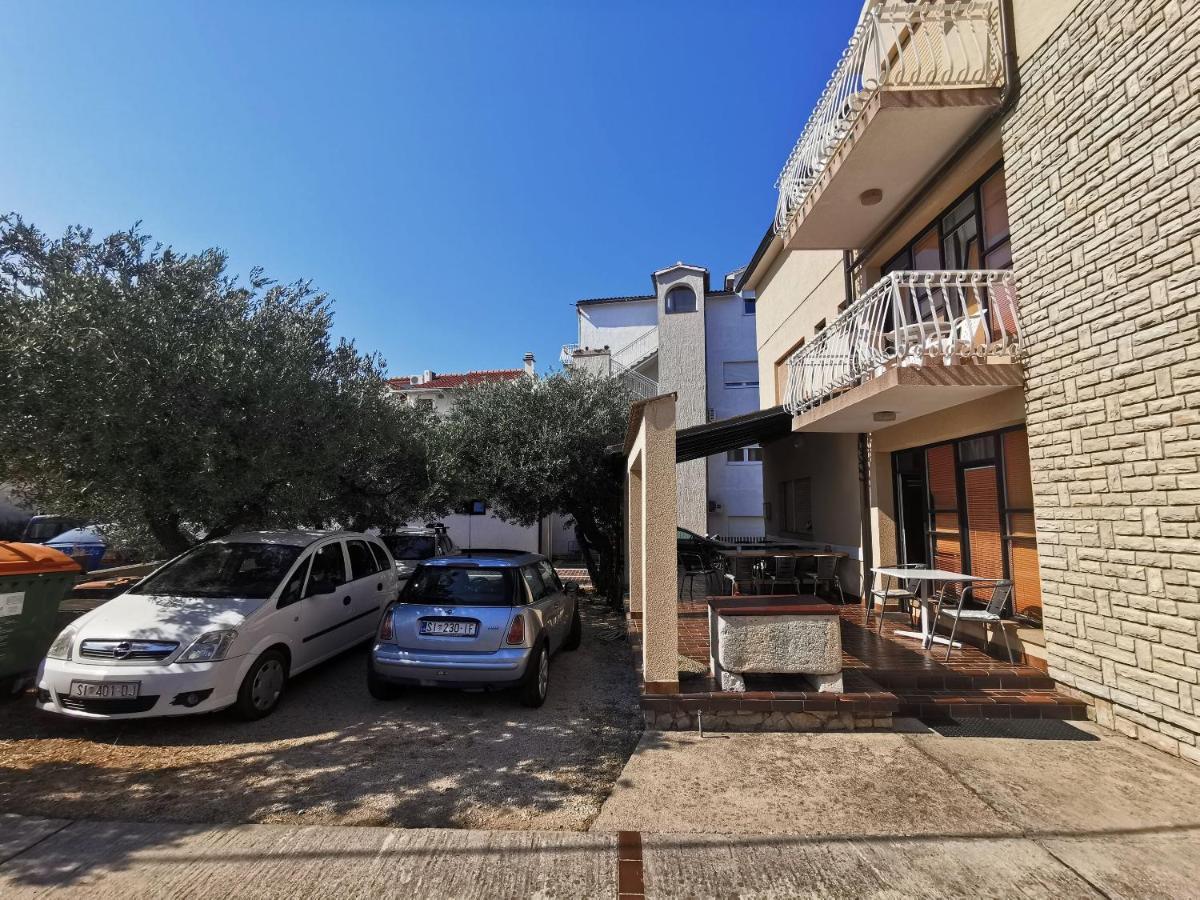 Apartment And Rooms Mrkovic Vodice Zewnętrze zdjęcie