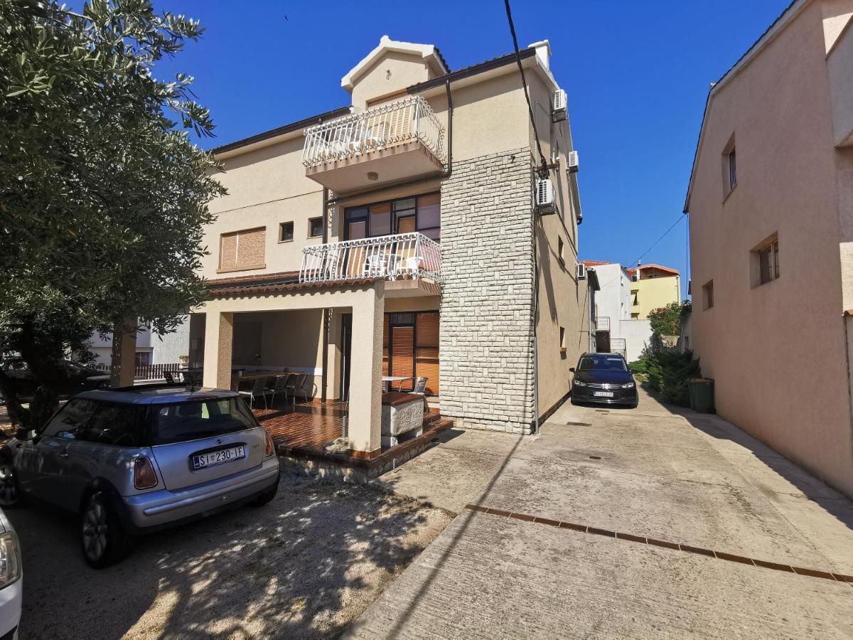 Apartment And Rooms Mrkovic Vodice Zewnętrze zdjęcie