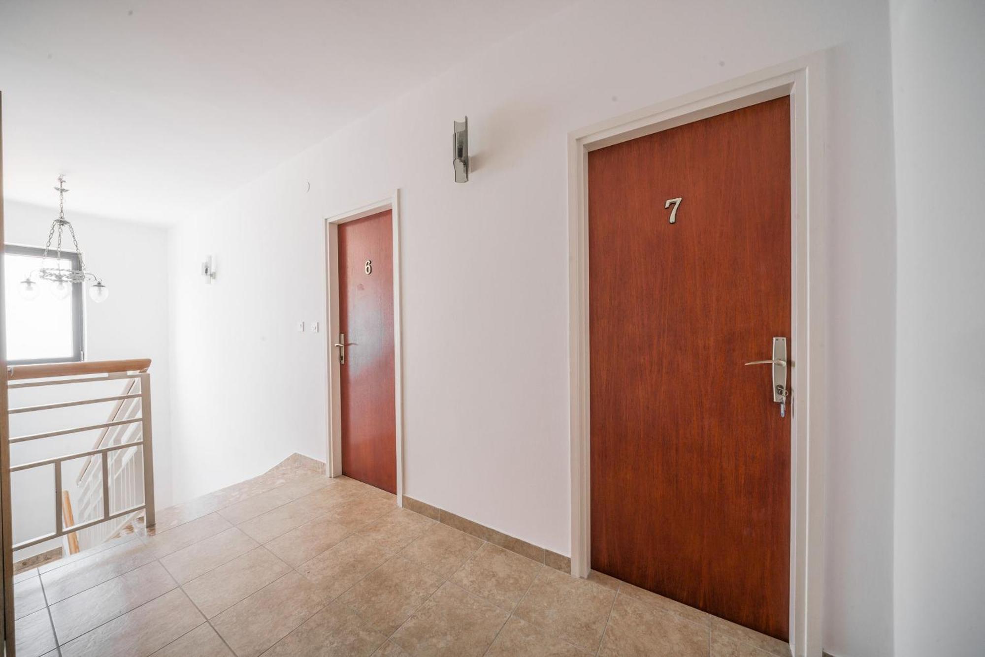 Apartment And Rooms Mrkovic Vodice Zewnętrze zdjęcie