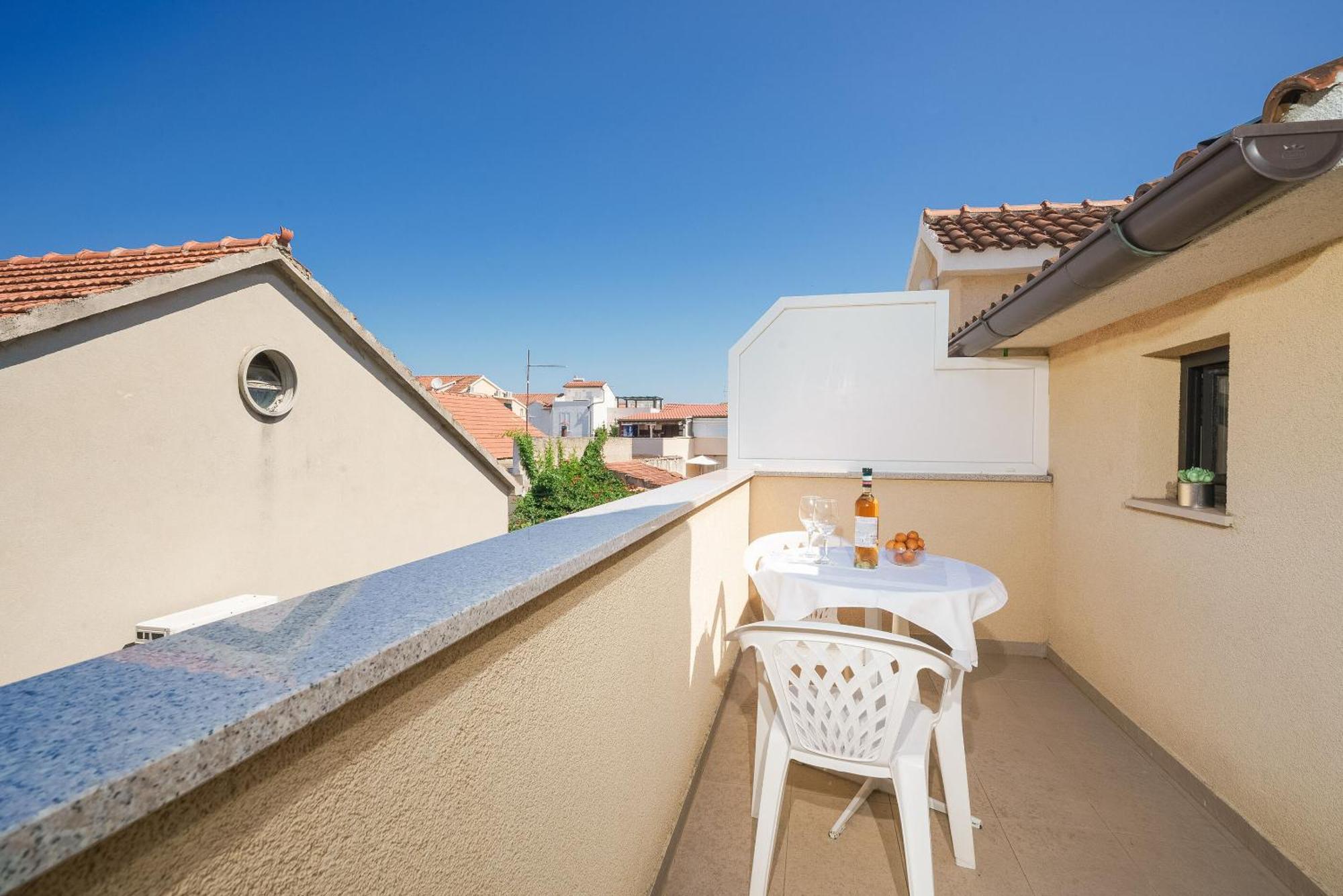 Apartment And Rooms Mrkovic Vodice Zewnętrze zdjęcie
