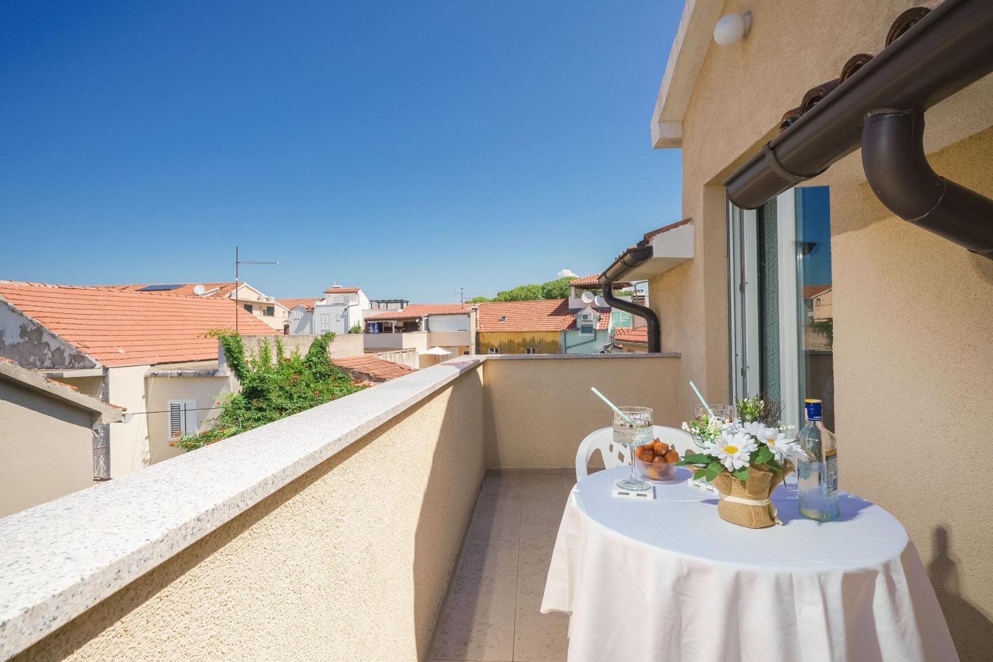 Apartment And Rooms Mrkovic Vodice Zewnętrze zdjęcie